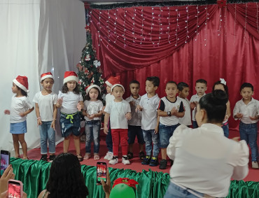 Foto 10: Apresentações de encerramento de final de ano das Creches