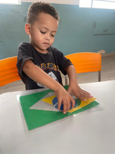 Foto 50: Creche Orísia comemora 7 de Setembro