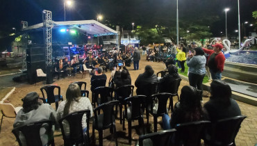 Foto 52: SEXTOU especial ao Dia dos Pais reúne famílias em Quatá