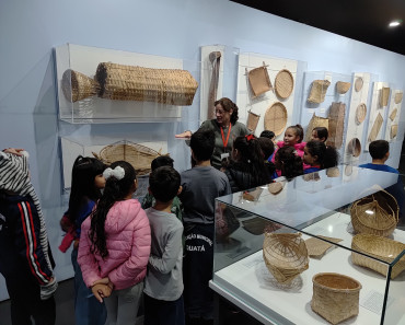 Foto 17: Alunos de Quatá visitam o Museu Índia Vanuíre em Tupã