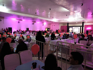 Foto 162: Candidata de Quatá vence Concurso Miss Terceira Idade Regional 2025