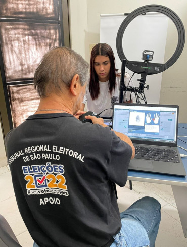 Foto 2: Junta do Cartório Eleitoral realiza mais um atendimento para 1º Título de Eleitor e Regularização da Biometria