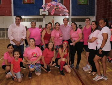 Foto 102: Aulão de Zumba e Ritmos: em especial ao Outubro Rosa!