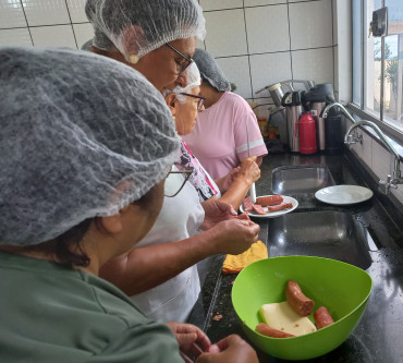 Foto 13: Delícias de Natal: Curso de Panetone e Bolachinhas Natalinas