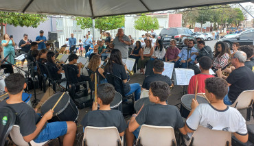 Foto 18: Primeira-dama do Estado de SP, Cristiane Freitas, visita Quatá