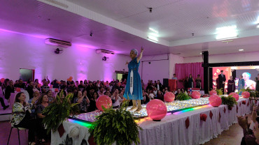 Foto 91: Candidata de Quatá vence Concurso Miss Terceira Idade Regional 2025