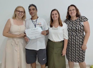 Foto 27: Entrega de certificados marca encerramento de cursos profissionalizantes em Quatá