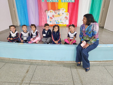 Foto 19: Volta às Aulas em Quatá: Alunos recebem Kit Escolar e Mimo especial