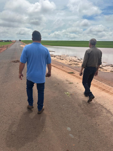 Foto 18: Fortes chuvas causam estragos na Zona Rural de Quatá