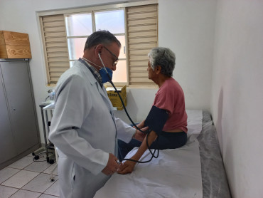 Foto 2: Quatá conta com atendimento de Médico Cardiologista
