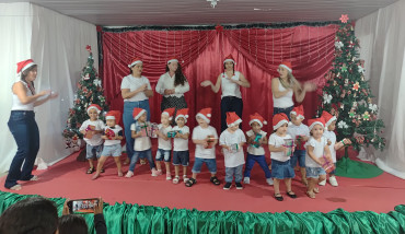Foto 31: Apresentações de encerramento de final de ano das Creches