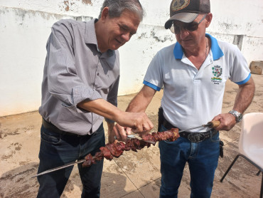 Foto 63: Churrasco marca as comemorações alusivas ao Dia das Crianças