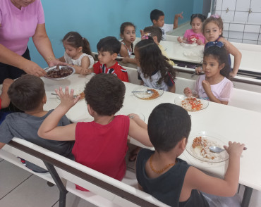 Foto 37: Churrasco marca as comemorações alusivas ao Dia das Crianças