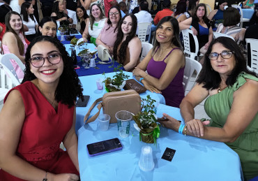 Foto 53: Funcionários Municipais de Quatá são homenageados com festa