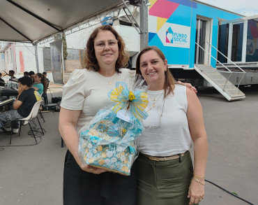 Foto 2: Primeira-dama do Estado de SP, Cristiane Freitas, visita Quatá