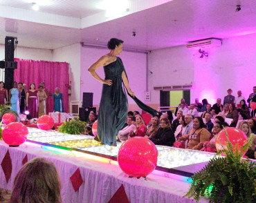 Foto 182: Candidata de Quatá vence Concurso Miss Terceira Idade Regional 2025