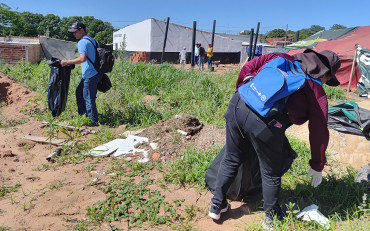 Foto 20: Prefeitura de Quatá realiza mais um arrastão contra a Dengue e Escorpião