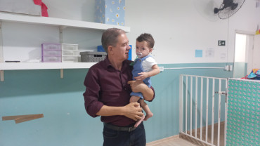 Foto 129: Volta às Aulas em Quatá: Alunos recebem Kit Escolar e Mimo especial