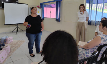 Foto 15: Entrega de enxoval para gestantes e encerramento do ciclo de 2025