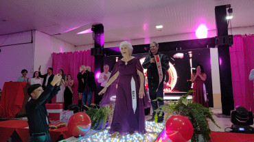 Foto 61: Candidata de Quatá vence Concurso Miss Terceira Idade Regional 2025