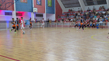 Foto 46: Villa F.C vence nos pênaltis a final do Campeonato de Férias e conquista o título de campeã da competição