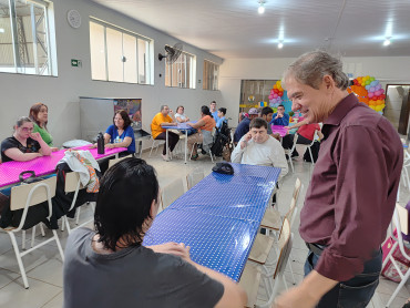 Foto 106: Churrasco marca as comemorações alusivas ao Dia das Crianças