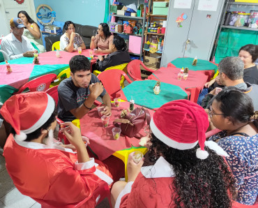 Foto 47: CAPS realiza confraternização de Natal