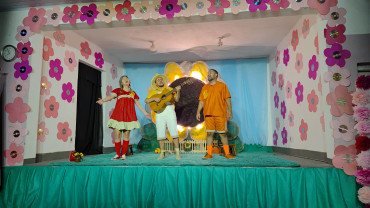 Foto 4: Prestigie a Peça Teatral 