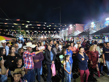 Foto 5: Julinão Caipira atrai centenas de pessoas
