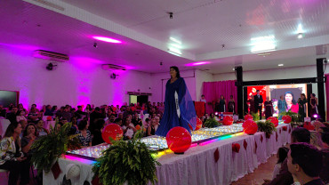 Foto 87: Candidata de Quatá vence Concurso Miss Terceira Idade Regional 2025