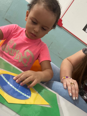 Foto 4: Creche Orísia comemora 7 de Setembro