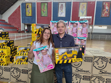 Foto 115: Especial de Natal: entrega de brinquedos