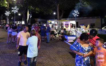 Foto 38: Natal Encantado das Fadas reúne programação cultural e ações de fim de ano em Quatá