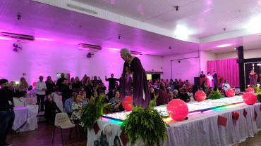 Foto 2: Candidata de Quatá vence Concurso Miss Terceira Idade Regional 2025