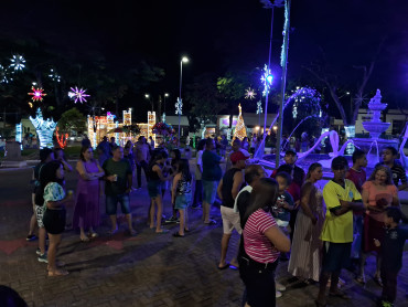 Foto 71: Natal Encantado das Fadas reúne programação cultural e ações de fim de ano em Quatá