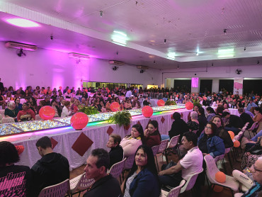 Foto 151: Candidata de Quatá vence Concurso Miss Terceira Idade Regional 2025