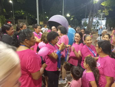 Foto 44: Caminhada e Passeio Ciclístico em prol do Outubro Rosa
