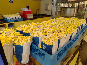 Foto 15: Diversão e Cultura: Grupos do CRAS de Quatá vão ao Cinema