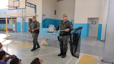 Foto 25: Palestra de conscientização sobre o combate ao tráfico de animais silvestres