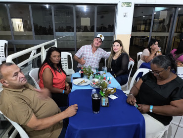 Foto 211: Funcionários Municipais de Quatá são homenageados com festa