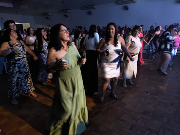 Foto 254: Funcionários Municipais de Quatá são homenageados com festa