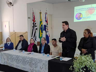 Foto 18: 6ª Conferência Municipal de Saúde reúne comunidade para discutir propostas sobre o SUS em Quatá