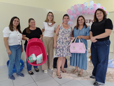 Foto 22: Entrega de enxoval para gestantes e encerramento do ciclo de 2025