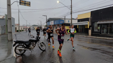 Foto 4: 5ª TVCom Running - Corrida de Pedestres em comemoração ao aniversário de Quatá