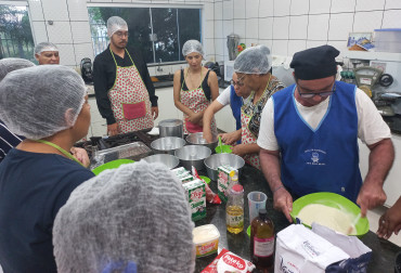 Foto 23: Delícias de Natal: Curso de Panetone e Bolachinhas Natalinas