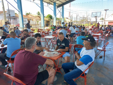Foto 16: Torneio de Truco é realizado em comemoração ao Dia do Trabalhador