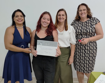 Foto 52: Entrega de certificados marca encerramento de cursos profissionalizantes em Quatá