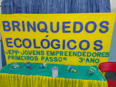 Foto 39: Programa do Sebrae incentiva alunos a serem Jovens Empreendedores