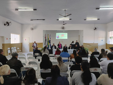 Foto 9: 6ª Conferência Municipal de Saúde reúne comunidade para discutir propostas sobre o SUS em Quatá
