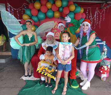 Foto 54: Especial de Natal: entrega de brinquedos
